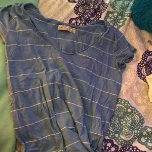 BLUE AND WHITE STRIPED SHIRT A&F